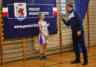 MKS KOSZ Białogard vs AZS Szkoła Gortata Poznań 53:76