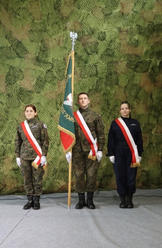 80-lecie Narodowych Sił Zbrojnych. Uroczystość w LO w Tychowie