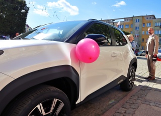 Przekazanie nowych aut dla PCPR i PDS | 30 kwietnia 2025