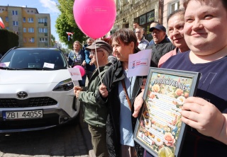 Przekazanie nowych aut dla PCPR i PDS | 30 kwietnia 2025