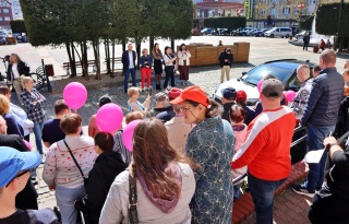 Przekazanie nowych aut dla PCPR i PDS | 30 kwietnia 2025