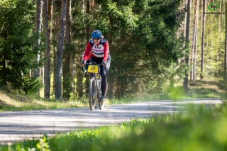 Zimny Gravel. Wyścig rowerowy po szutrach powiatu białogardzkiego | 27.04.2025