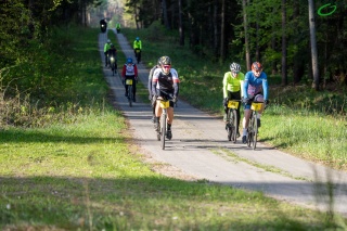 Zimny Gravel. Wyścig rowerowy po szutrach powiatu białogardzkiego | 27.04.2025