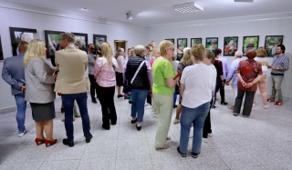 Wernisaż wystawy fotografii pt. "Dojrzałe piękno" | 29 maja 2025