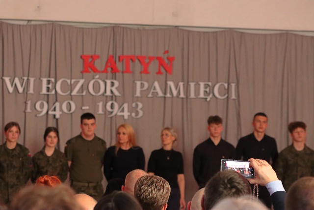 KATYŃ 1940-1943. Wieczór pamięci