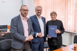 Powiat Białogardzki wspiera sport. Umowy na dofinansowanie działalności sportowej | 25.03.2026