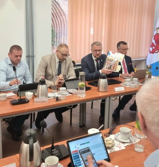 Wotum zaufania oraz absolutorium dla Zarządu Powiatu | 25.05.2026